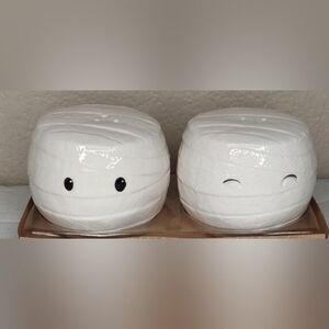 10 Strawberry Street Halloween Mummy Salt & Pepper Shakers Cute Eyes White Funny